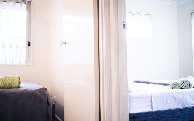 Grange Villas – Guest Rooms – Brendale