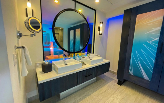 Almar Resort Luxury Beach Front Experience