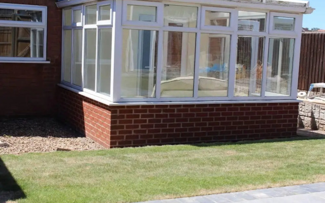 Remarkable 2-bed House in Walesby Nottinghamshire