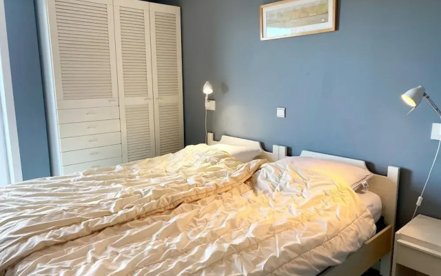 Apartment in Nieuwpoort Near Sandy Beaches