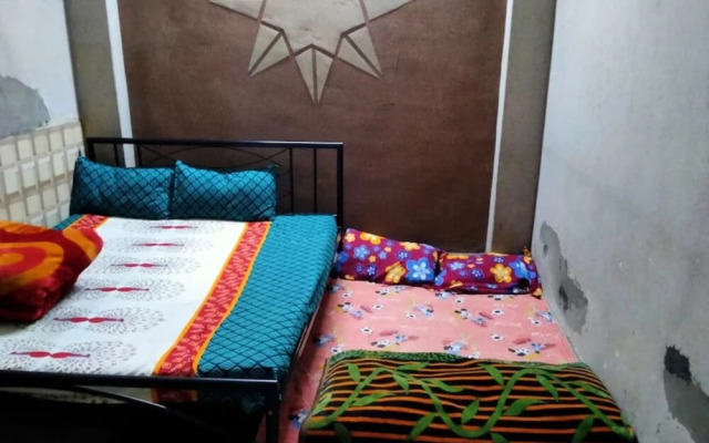 Goroomgo Sidhu Guest House Amritsar