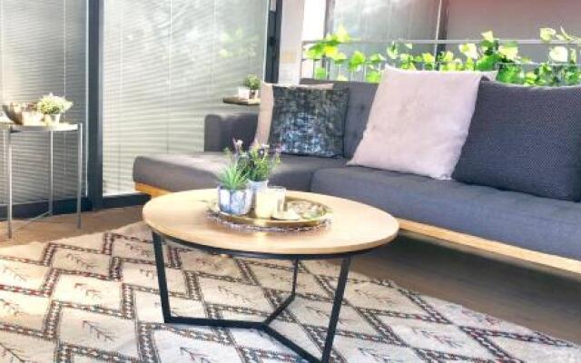 Bograshove Beach Penthouse By Ray Supreme