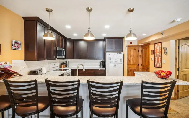 Atrium 005 1 Bedroom Condo