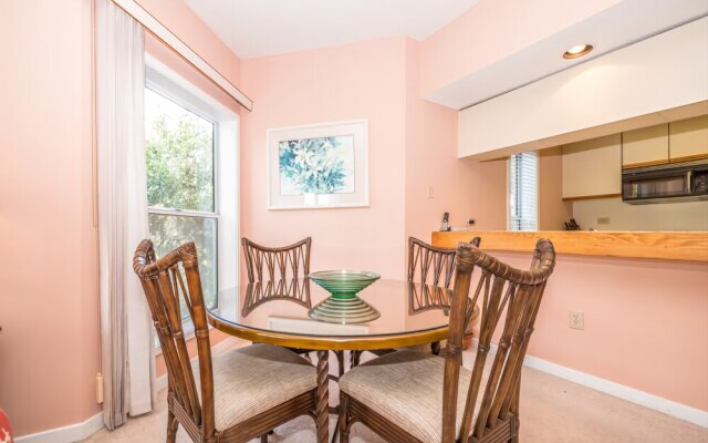 Barrington Court 417 - One Bedroom Condo