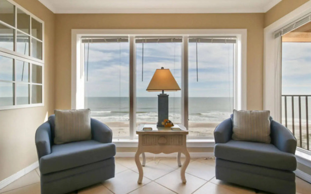 Oceans of Amelia Condos