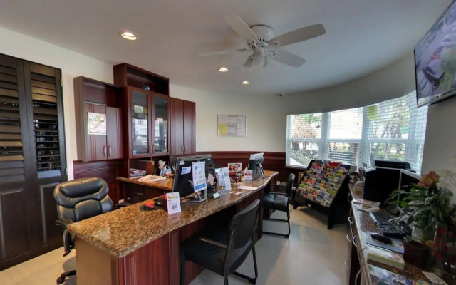 Caribbean Resort Suites