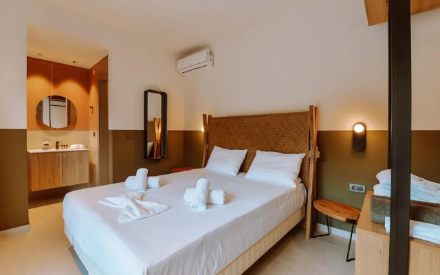 Theros Villas With Private Pool