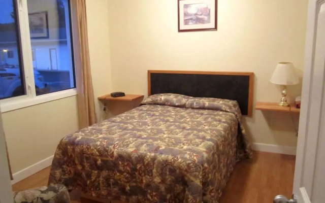 Gateway Motel