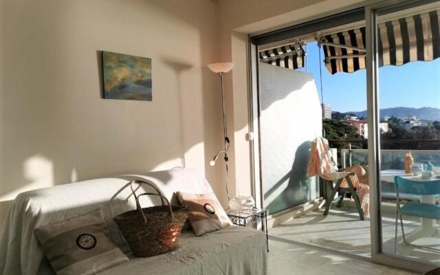 Appartement Cannes la Bocca, 1 pièce, 2 personnes - FR-1-609-19