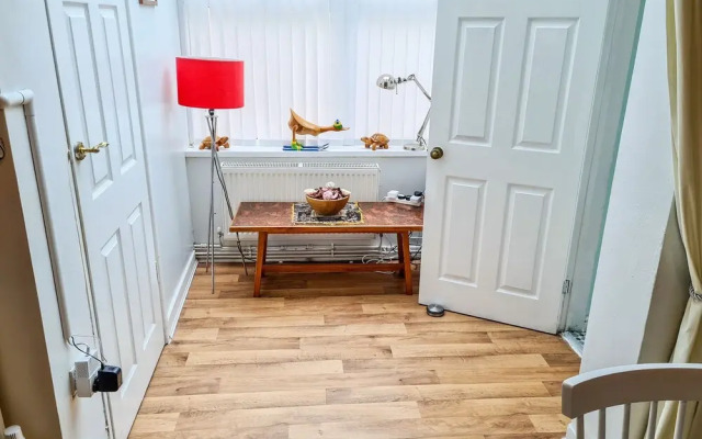 62 Danlan Road, Burry Port