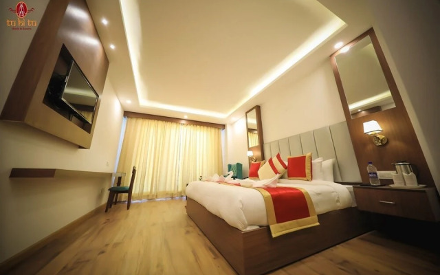The Laurent and Banon Resorts