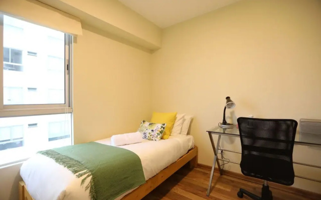 Vistas espectaculares en tranquilo apt