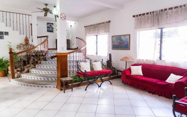 Apartamentos Casa Flores de Tikal