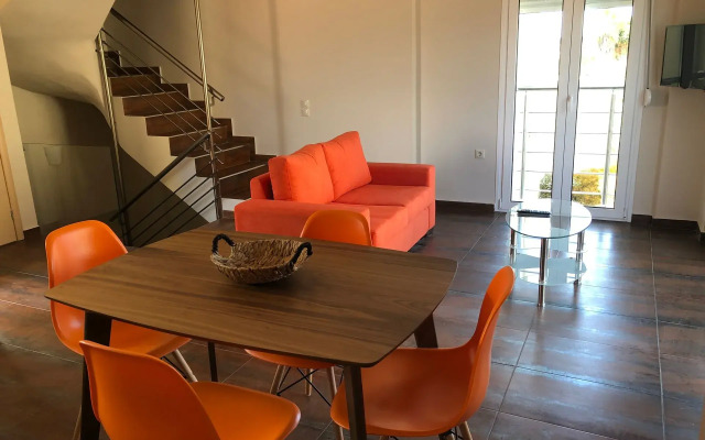 Elenis Dreams Apartments