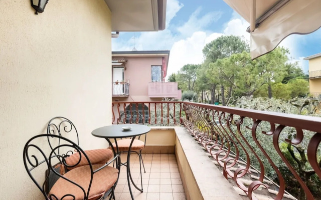 Cloistered Apartment in Sirmione near Lake