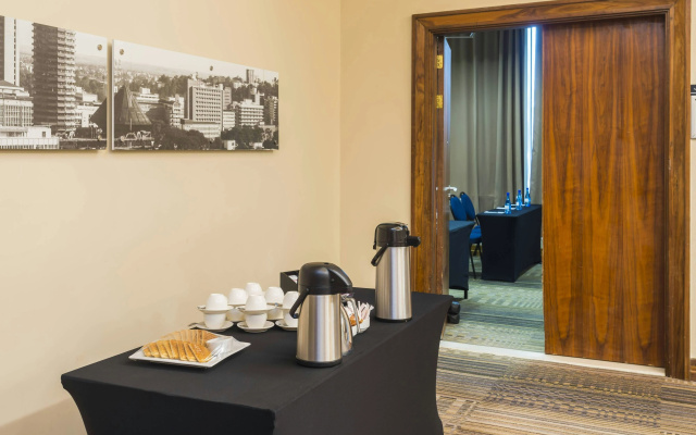 Protea Hotel by Marriott Gaborone Masa Square