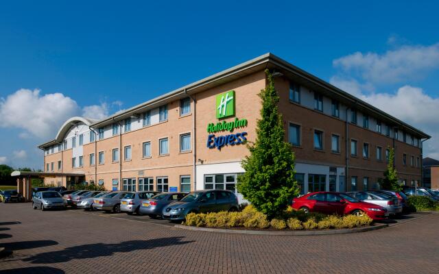 Holiday Inn Express East Midlands Airport, an IHG Hotel