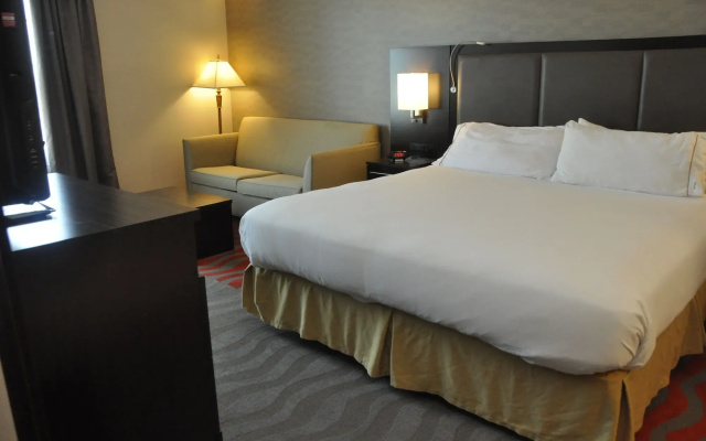 Holiday Inn Express Hotel & Suites Barrie by IHG