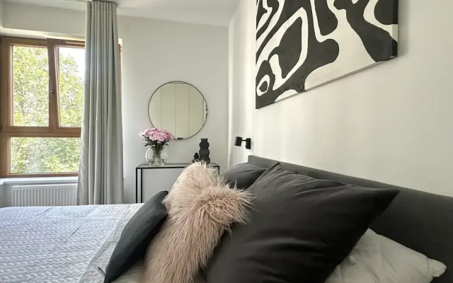 Wola Apartment by Renters Prestige