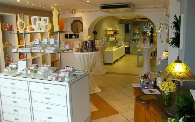 Hôtel Alizés Sénéquier