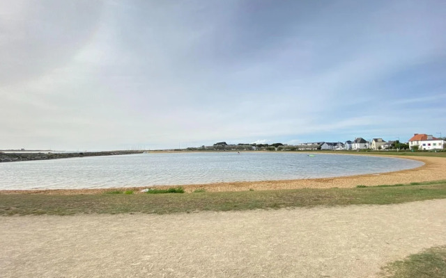 Charming Independent Apartment in Belz