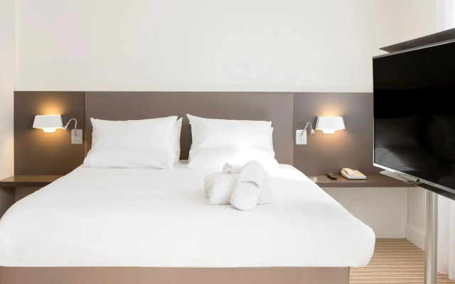 B&B HOTEL Rueil-Malmaison Gare