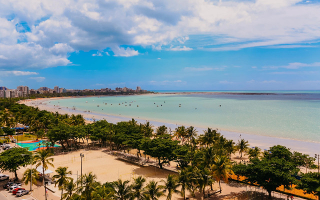 Pajuçara Praia Hotel