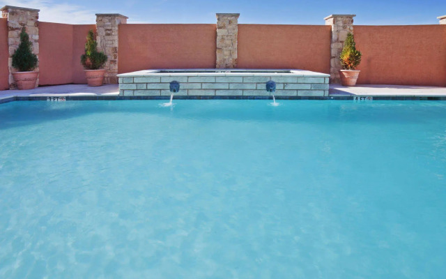 Holiday Inn Express Frisco Legacy Park Area by IHG