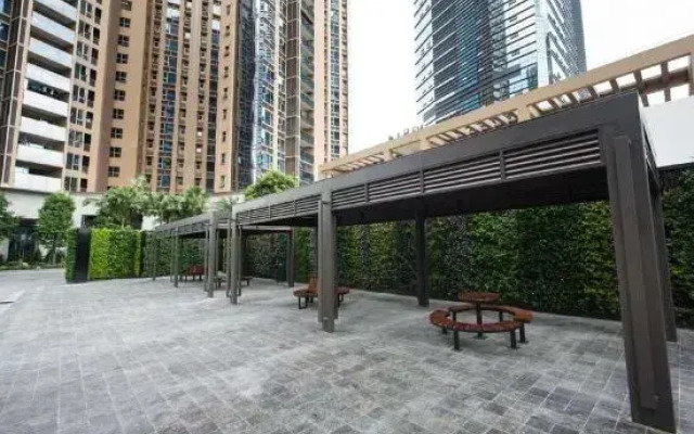 Tata Apartment Hotel (Shenzhen Shenda Metro Station)