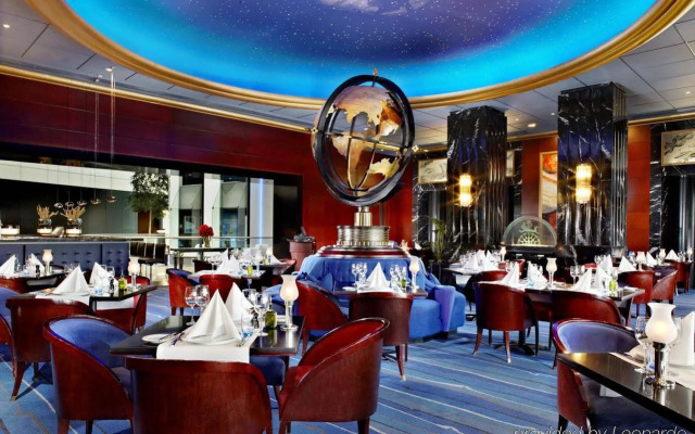 Sheraton Amsterdam Airport Hotel and Conference Center