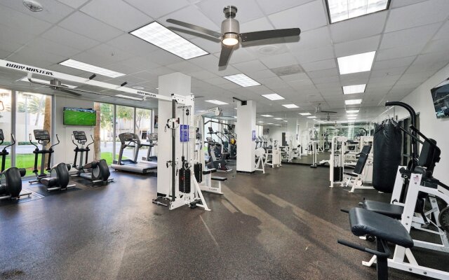 Destination Stays-Ocean View Condo Miami