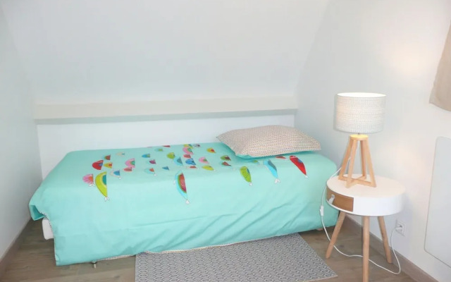 Holiday Home in Plonevez Porzay