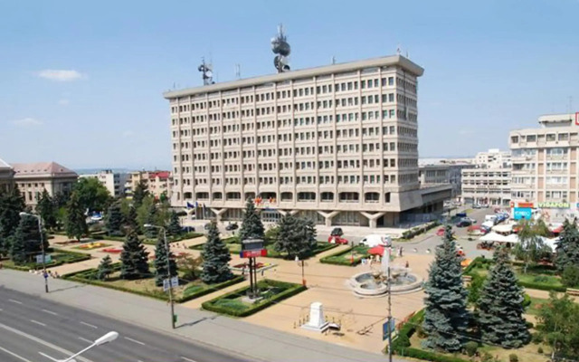 Central Hotel