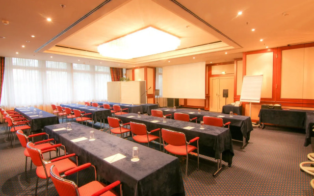 PLAZA Premium Schwerin; Sure Hotel Collection by Best Western