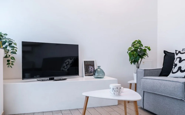 Viale Lecco 105 by Wonderful Italy