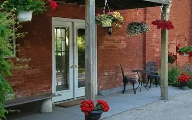 Queen and Albert B&B