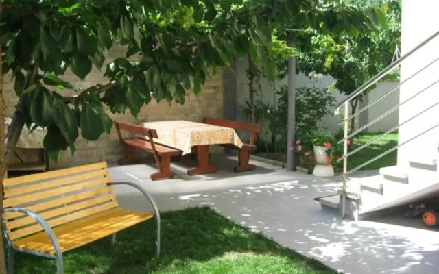 Apartments Tomišić