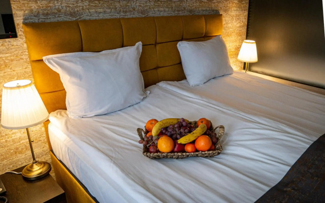 Riverside Boutique Hotel
