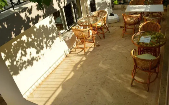 Deniz Apartments