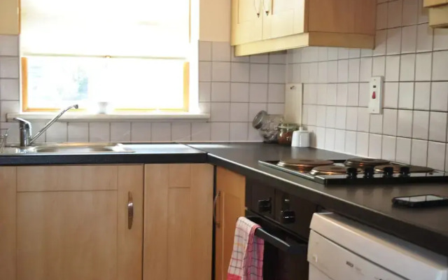 Cozy Modern Bedroom Apartments City L2