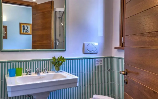 Vocabolo Menicaglie 6