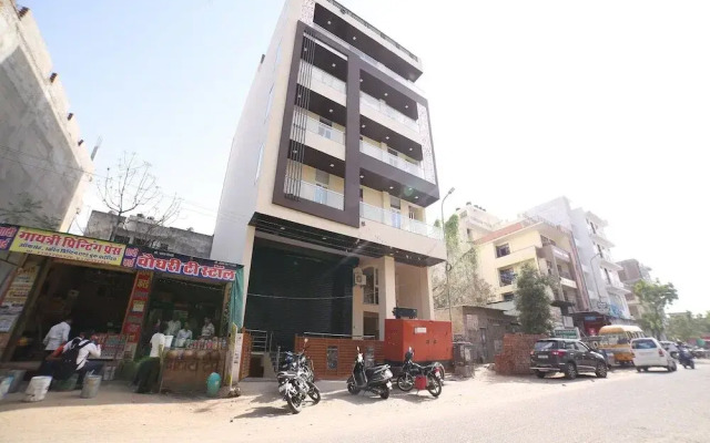 The Jaipur Royals By OYO Rooms