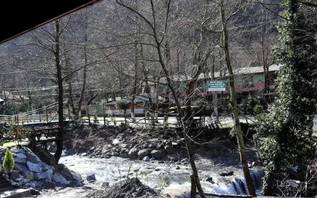 Derin Irmak Bungalow