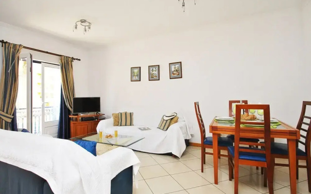 STUDIO Apartment Sleeps 2 - AVA 1188