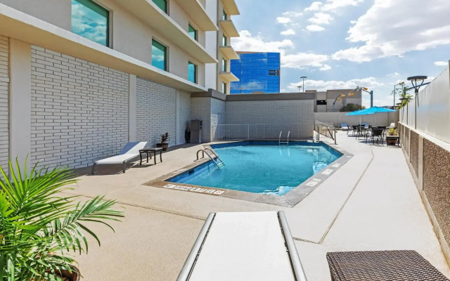 HI Express El Paso Downtown by IHG
