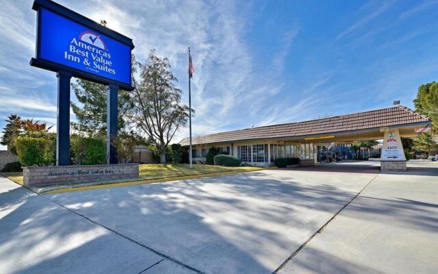 Americas Best Value Inn & Suites Lancaster