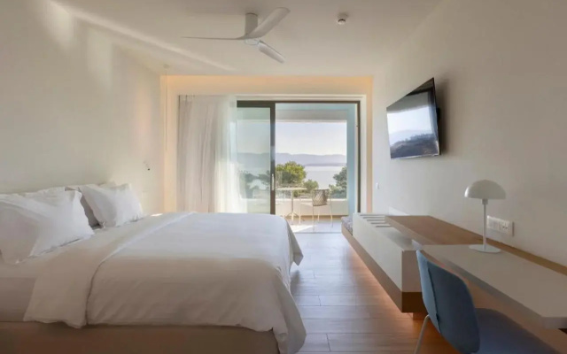 Mirage Chalkida City Resort