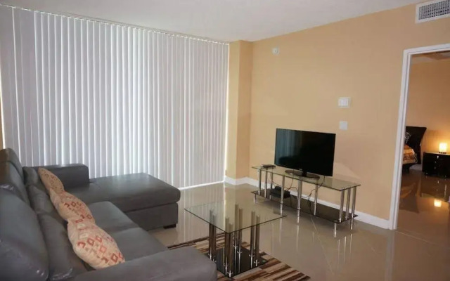 Private Residence at Ocean Residences