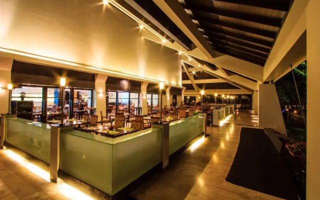 The Nouveau Chumphon Beach Resort & Golf