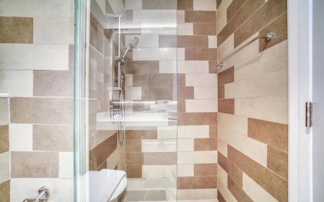 Prestigious 1BR Escape at The Palm